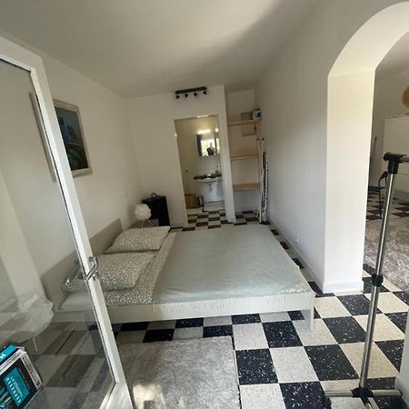 Appartement Plein Centre Avec Jardin Сен-Тропе Экстерьер фото